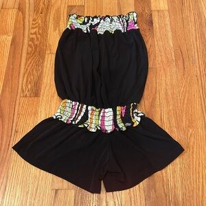 Les Tout Petits Girl’s Romper Unknown Size